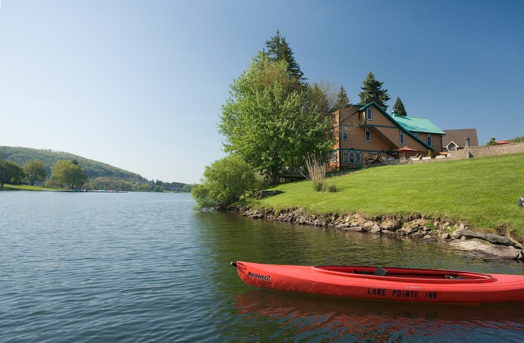 Get on the Water With These Deep Creek Lake Activities / Free Boats at our Deep Creek Lake Resort