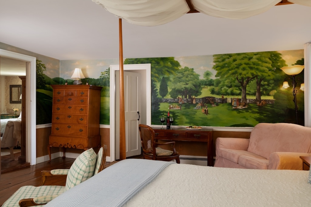 Take a Sunset Cruise in Mystic, CT This Summer