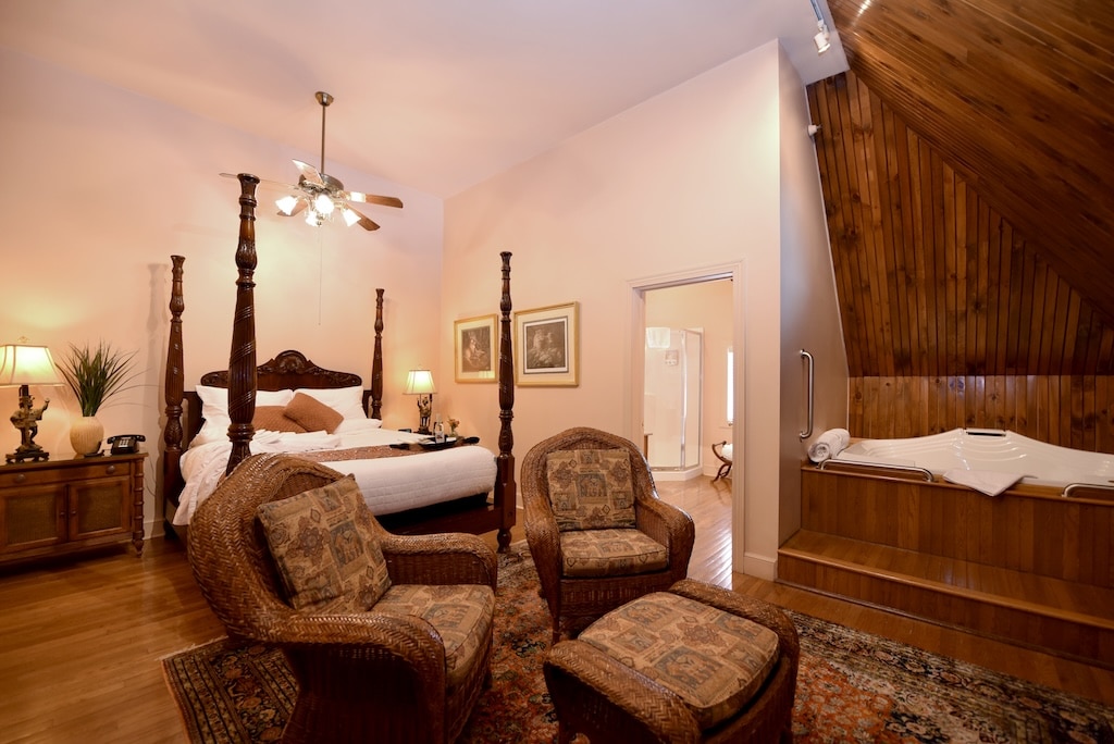 Explore the Wine & Brew Trail in Mercer County / Stay At one of the Most Romantic Hotels in PA/Things to Do in Pennsylvania For Couples