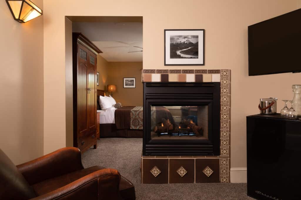 The McCann Suite at Lake Pointe Lodge, a Deep Creek Lake Hotel.