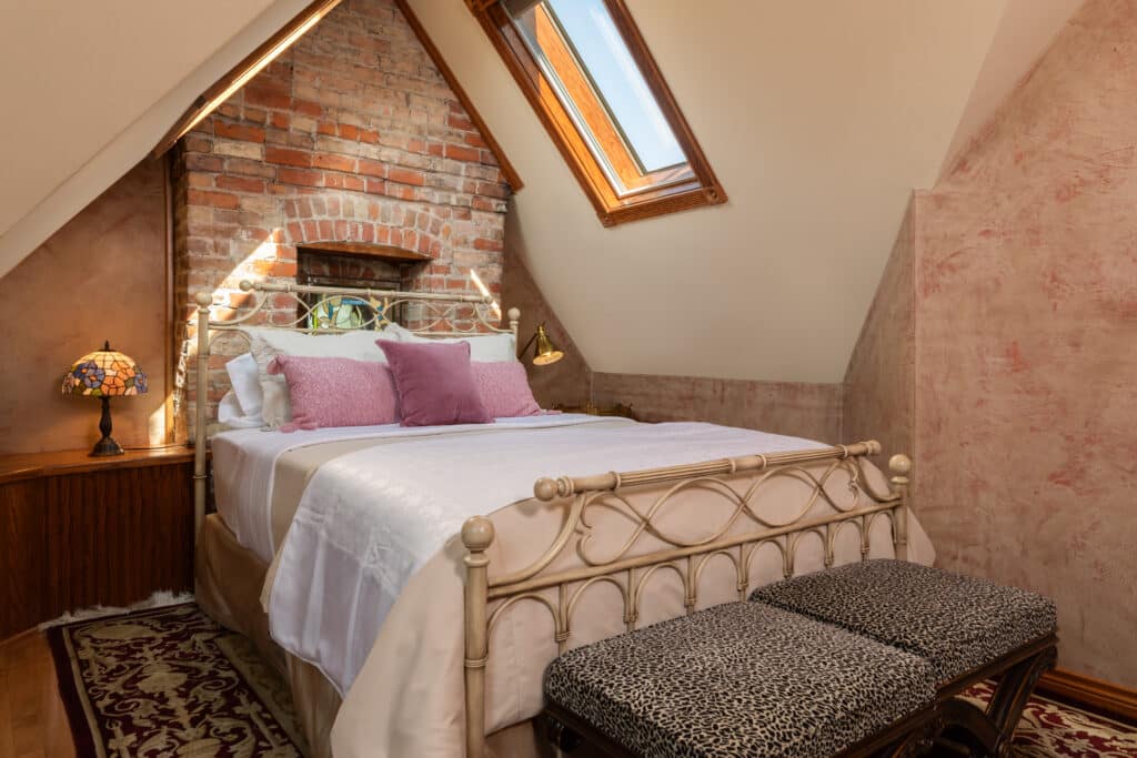 The Magistrate Room at Historic Webster House, a Michigan Bed and Breakfast in Bay City.