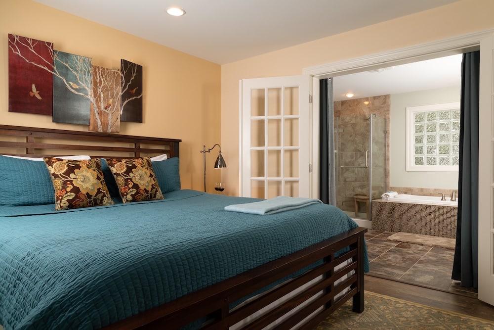 One of the private cottages at our Rock Hall, MD Bed and Breakfast