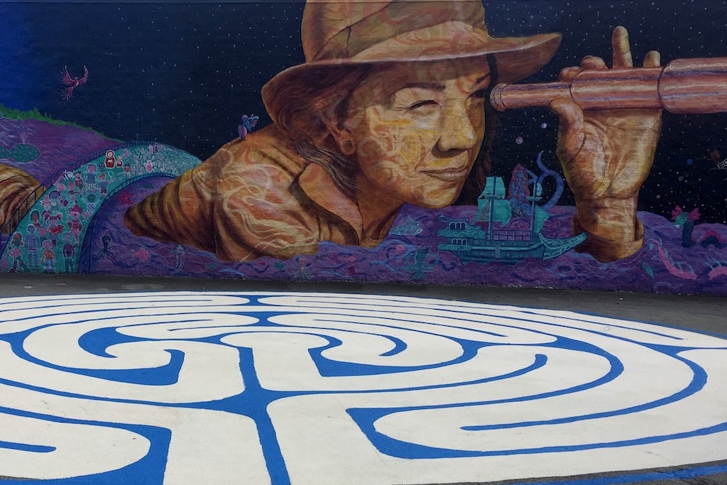 One of the best Things to do in Sharon, PA, is find the beautiful murals around town