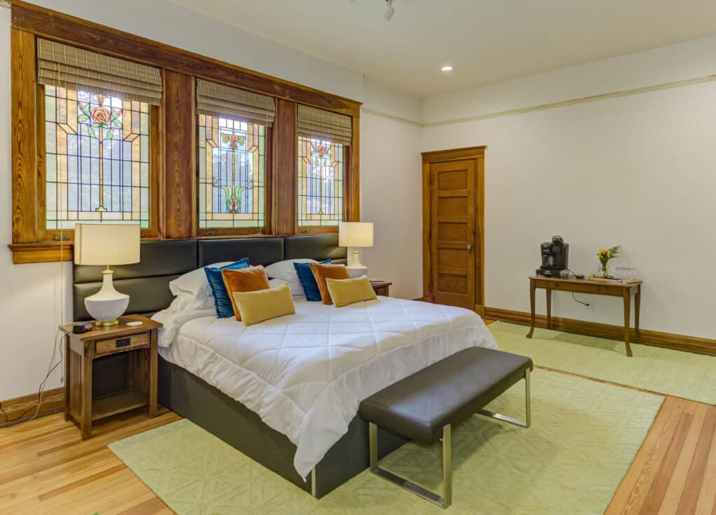 Bedroom at Oak Hall, one of the best Vicksburg Hotels for your Mississippi road trips.