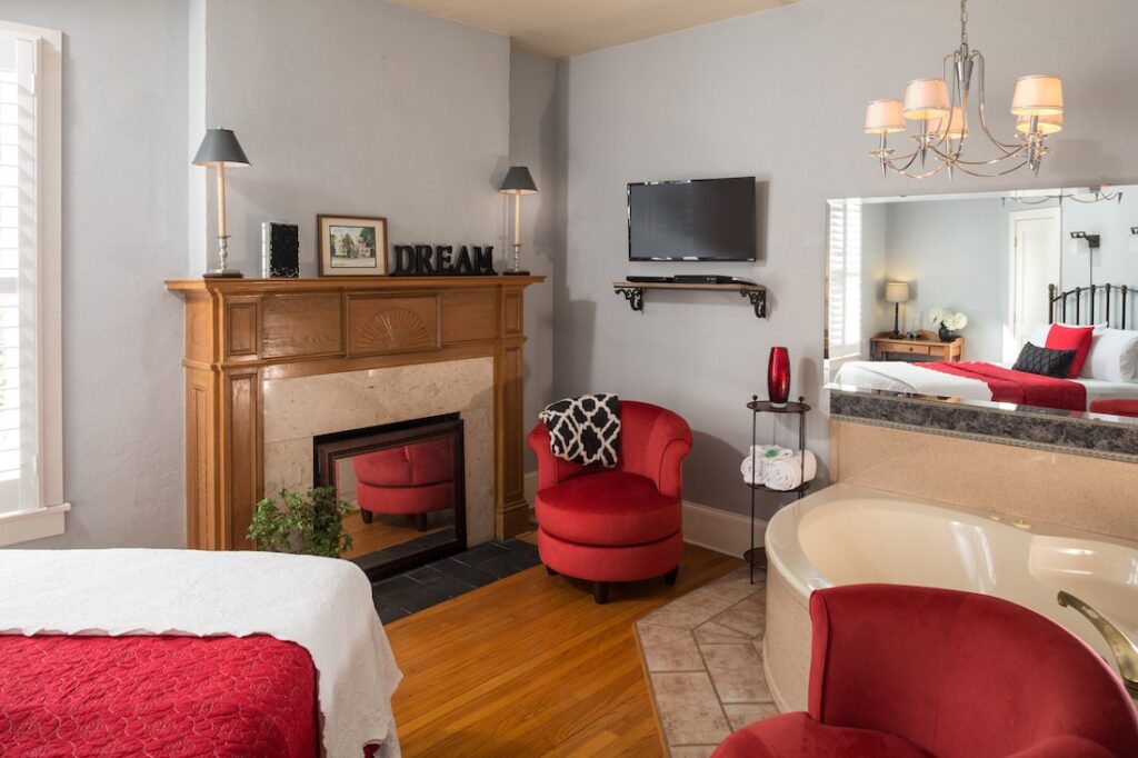 Bed and Breakfast in St. Augustine, photo of a guest room at Casa de Suenos