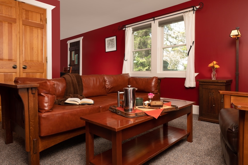 one of the best places to stay at Deep Creek Lake 