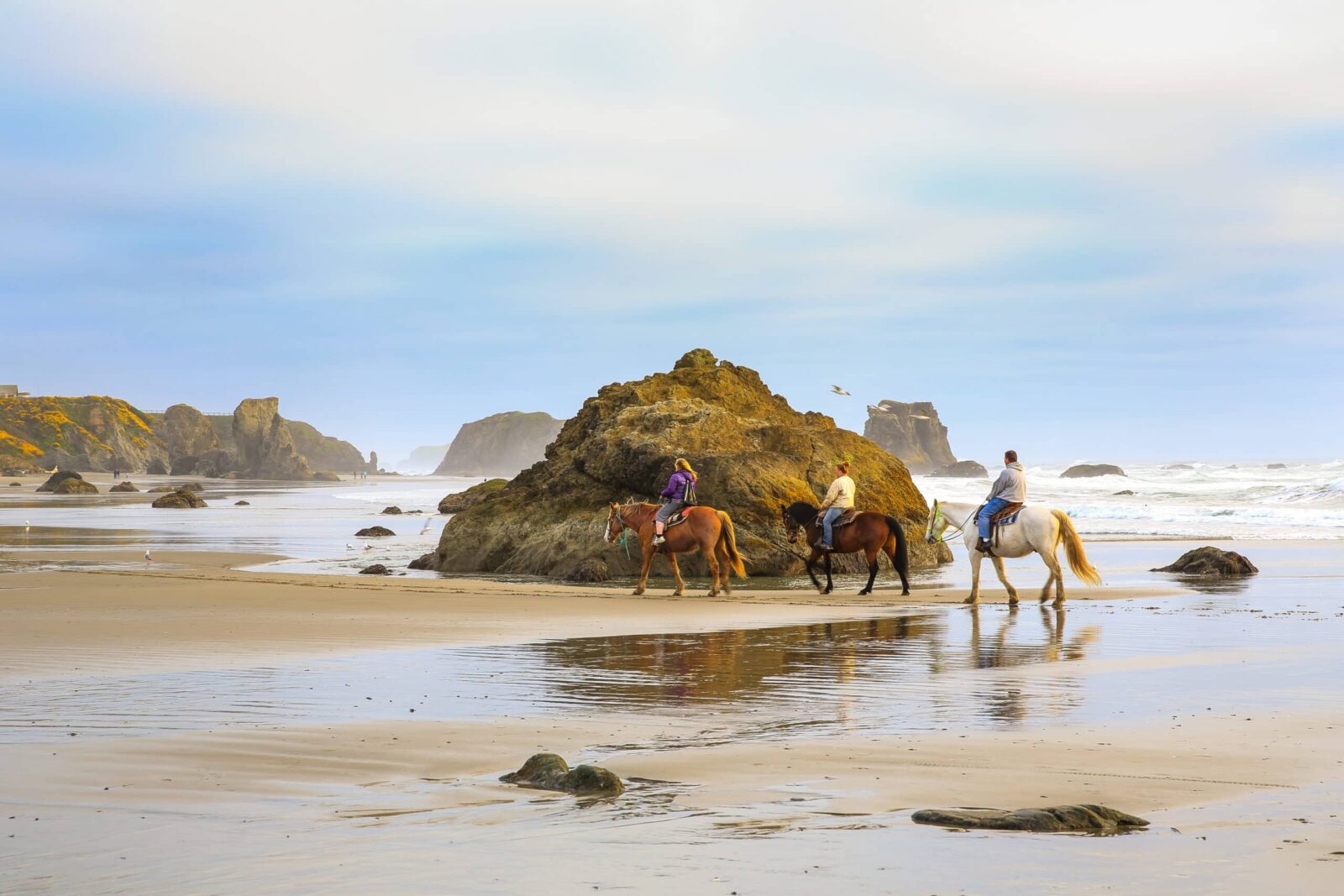 horse back riding- one of the best things to do in Bandon Oregon.