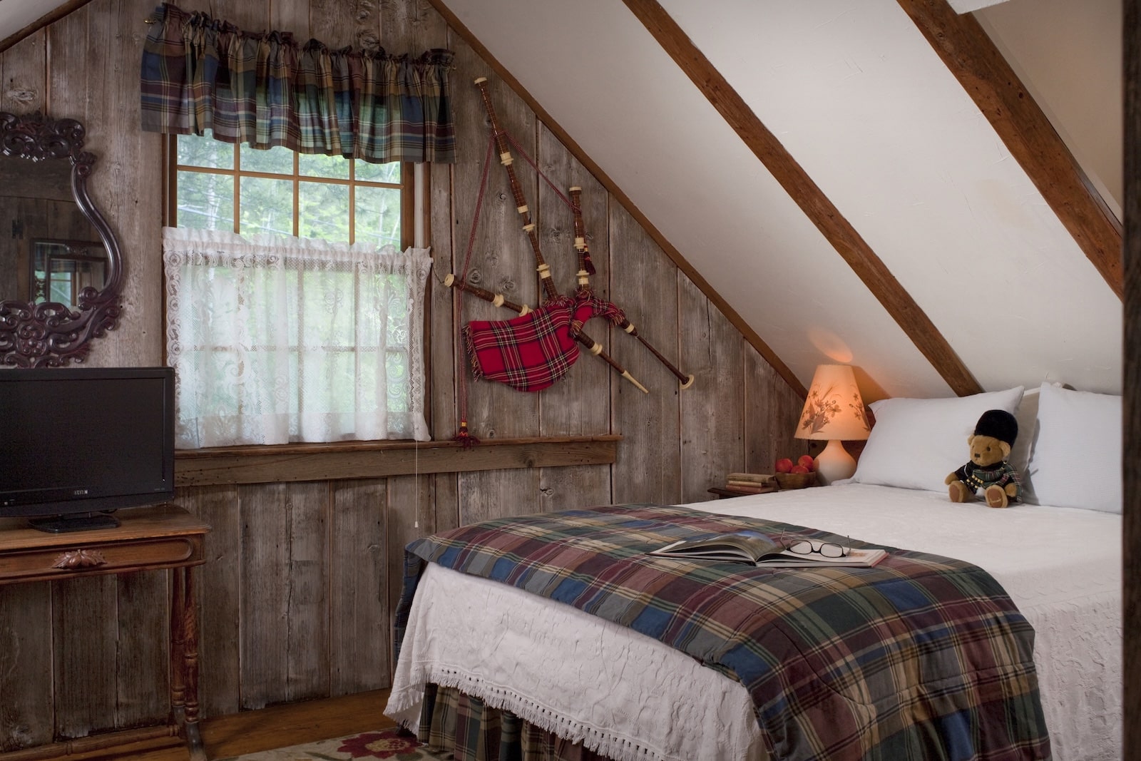 A cozy room at our Vermont bed and breakfast, a great place to stay when exploring the Mad River Valley