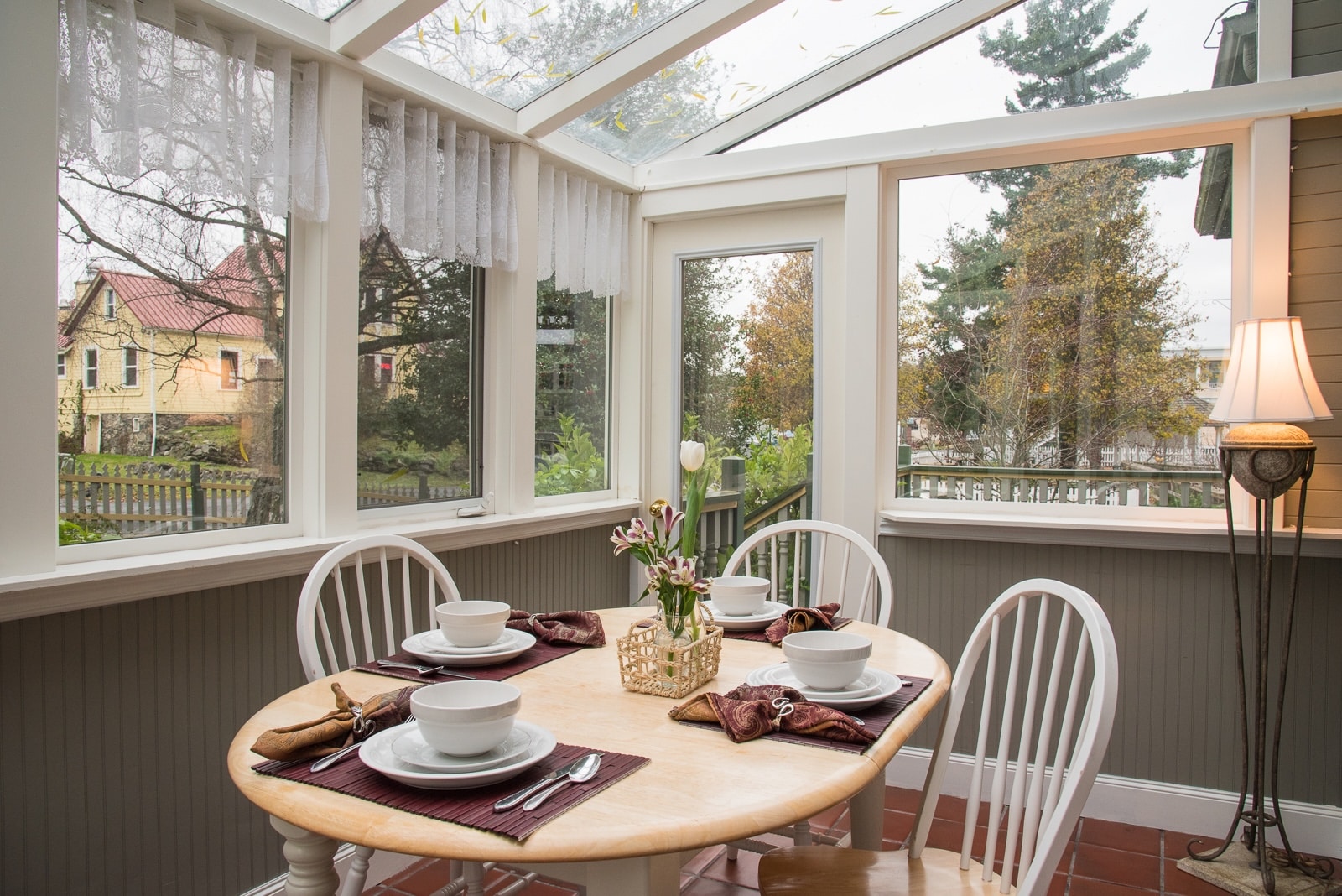 Starting your day in this breakfast nook at our Friday Harbor lodging property is such a lovely activity before kayaking in the San Juan Islands 