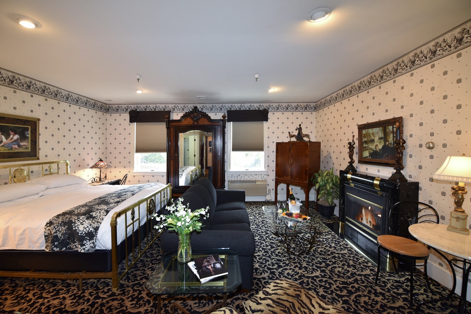 After exploring the Mercer County Wine and Brew Trail, head to Tara, our charming boutique hotel for a lovely night in one of our unique suites