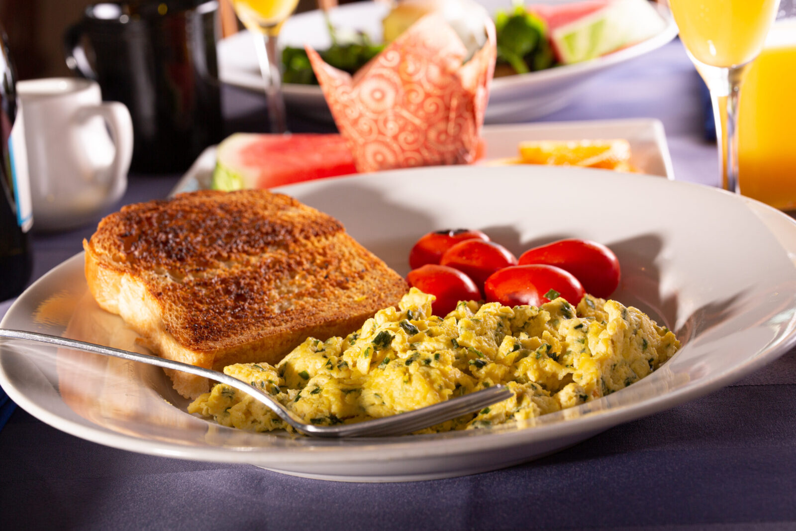 Enjoy a gourmet breakfast at our hotel in Deep Creek Lake each morning of your stay