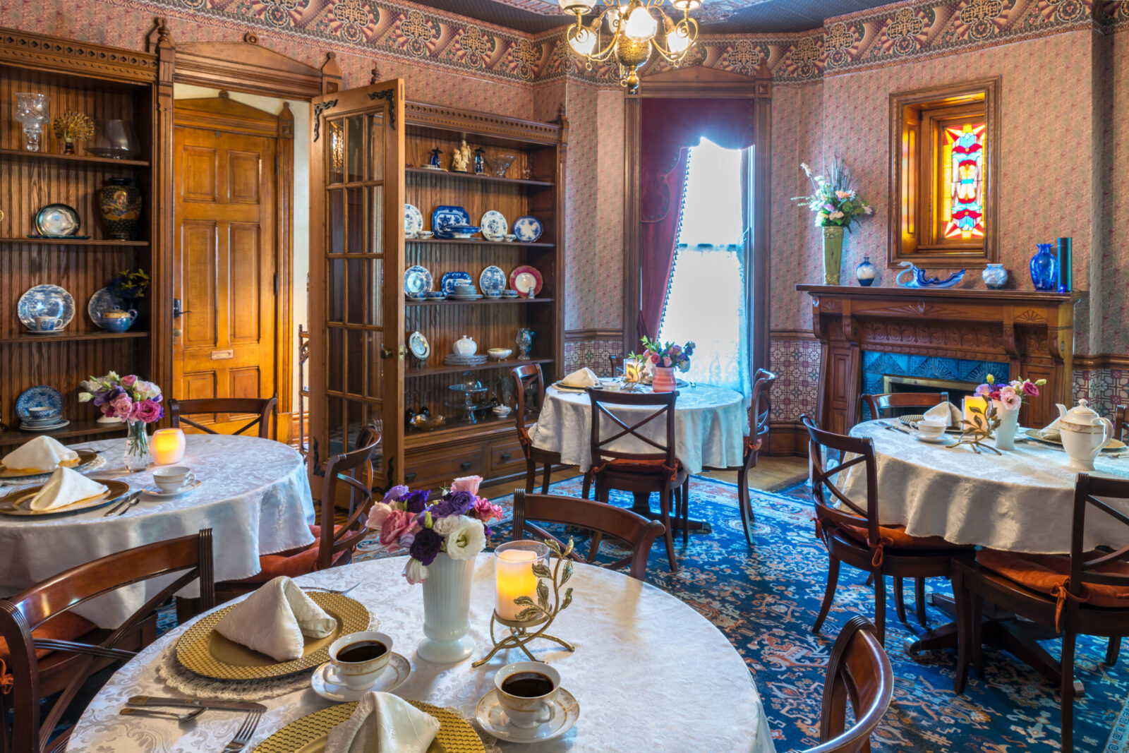 After an early morning at Shiawassee National Wildlife Refuge return for a delicious meal in the breakfast room at Historic Webster House