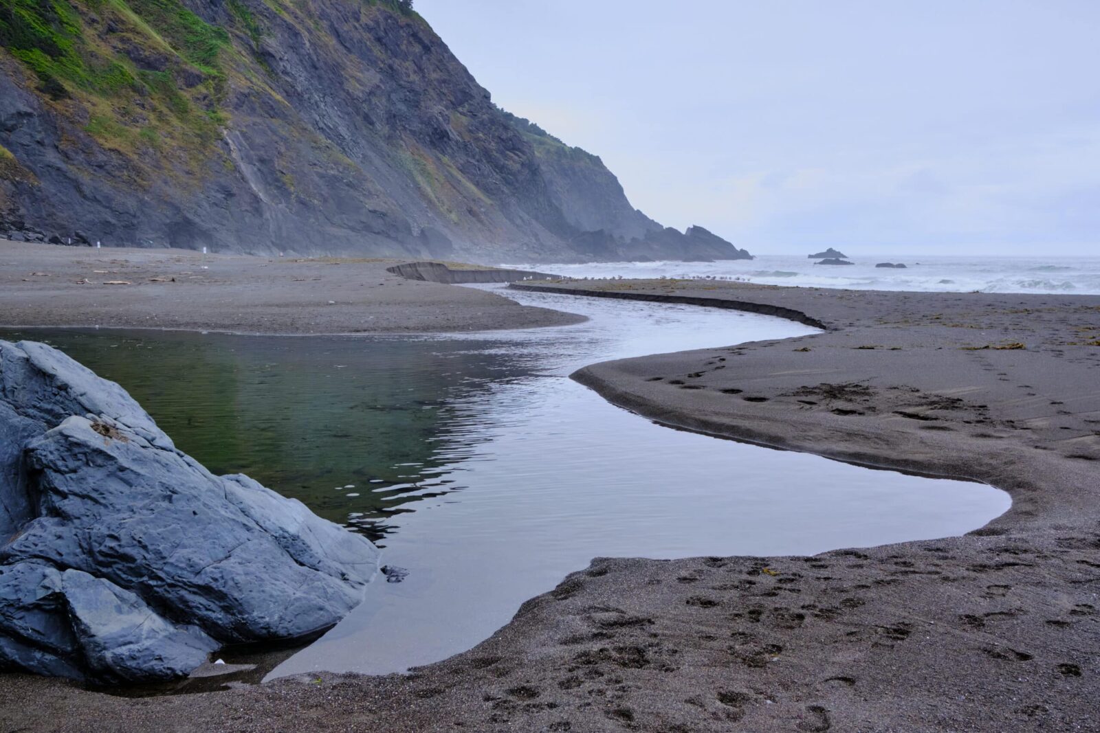 River empties to the sea at Humbug Mountain State Park, one of our favorite Oregon Coast hikes.