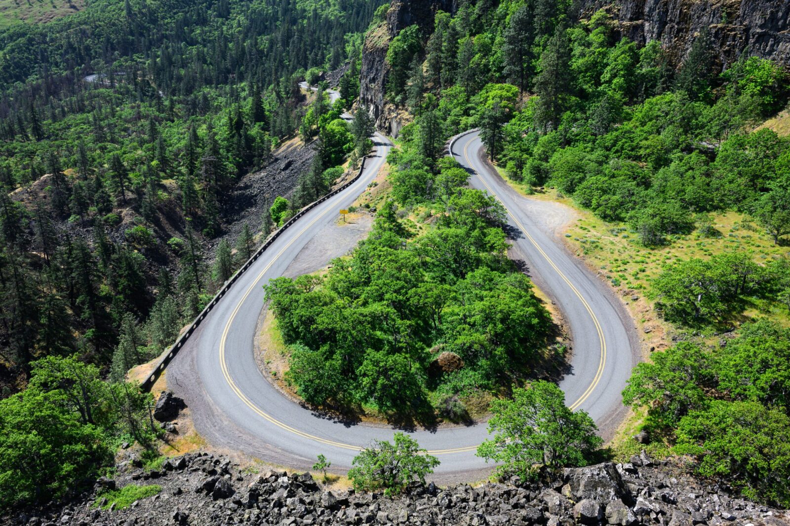 Horseshoe bend in Historic Columbia River Highway in Oregon